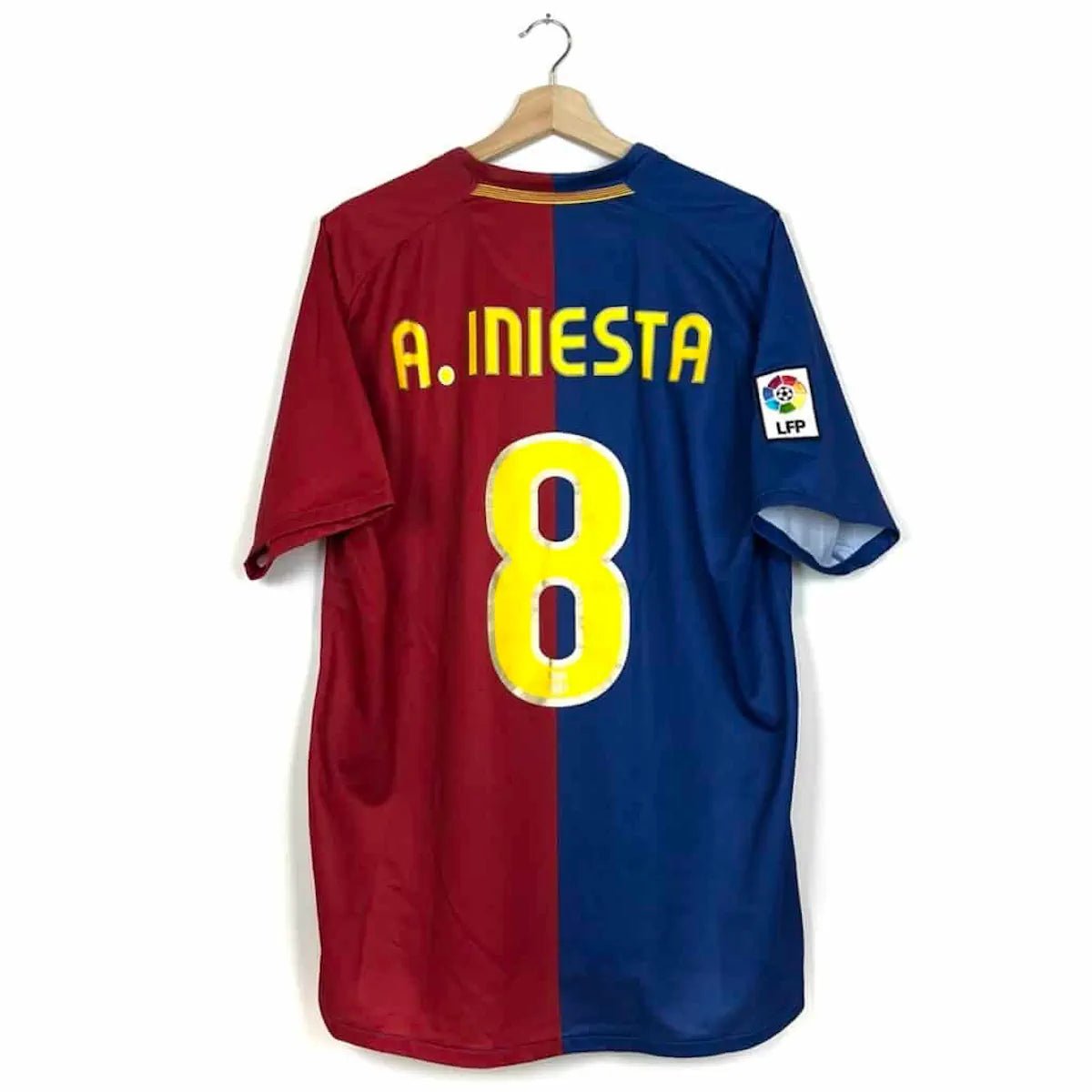 2008/09 Barcelone Domicile - A.Iniesta 8 (L) - Iconic Football Shop