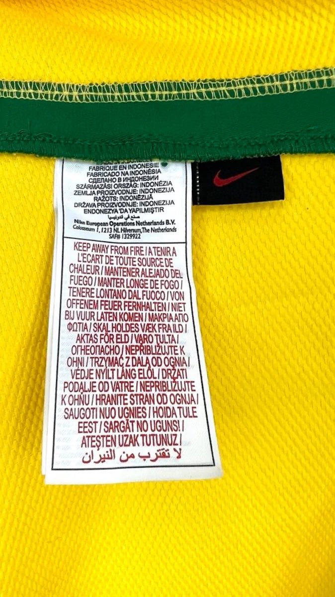 2008/10 Brésil Domicile - Ronaldinho 10 (XL) - Iconic Football Shop