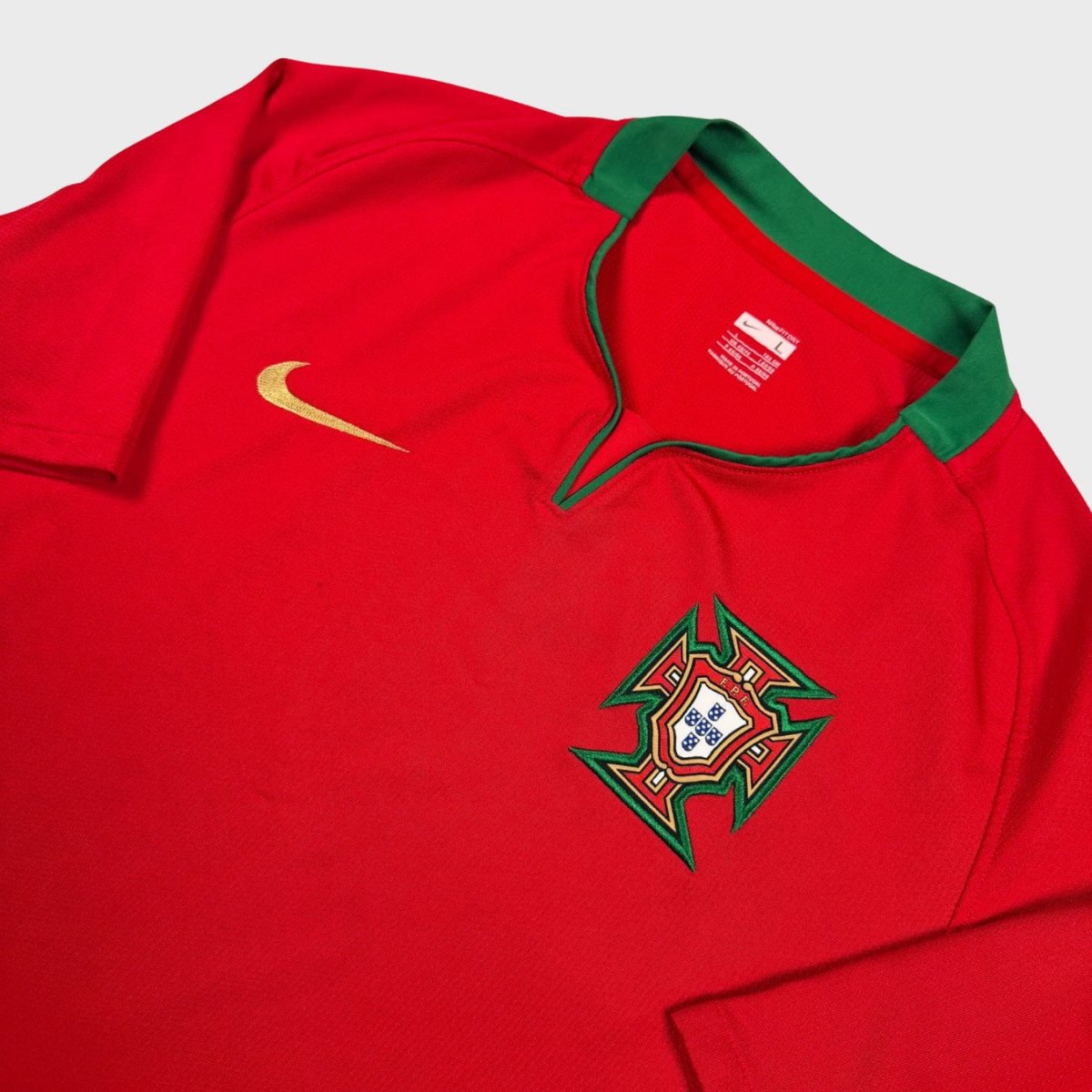2008/10 Portugal Domicile (L) - Iconic Football Shop