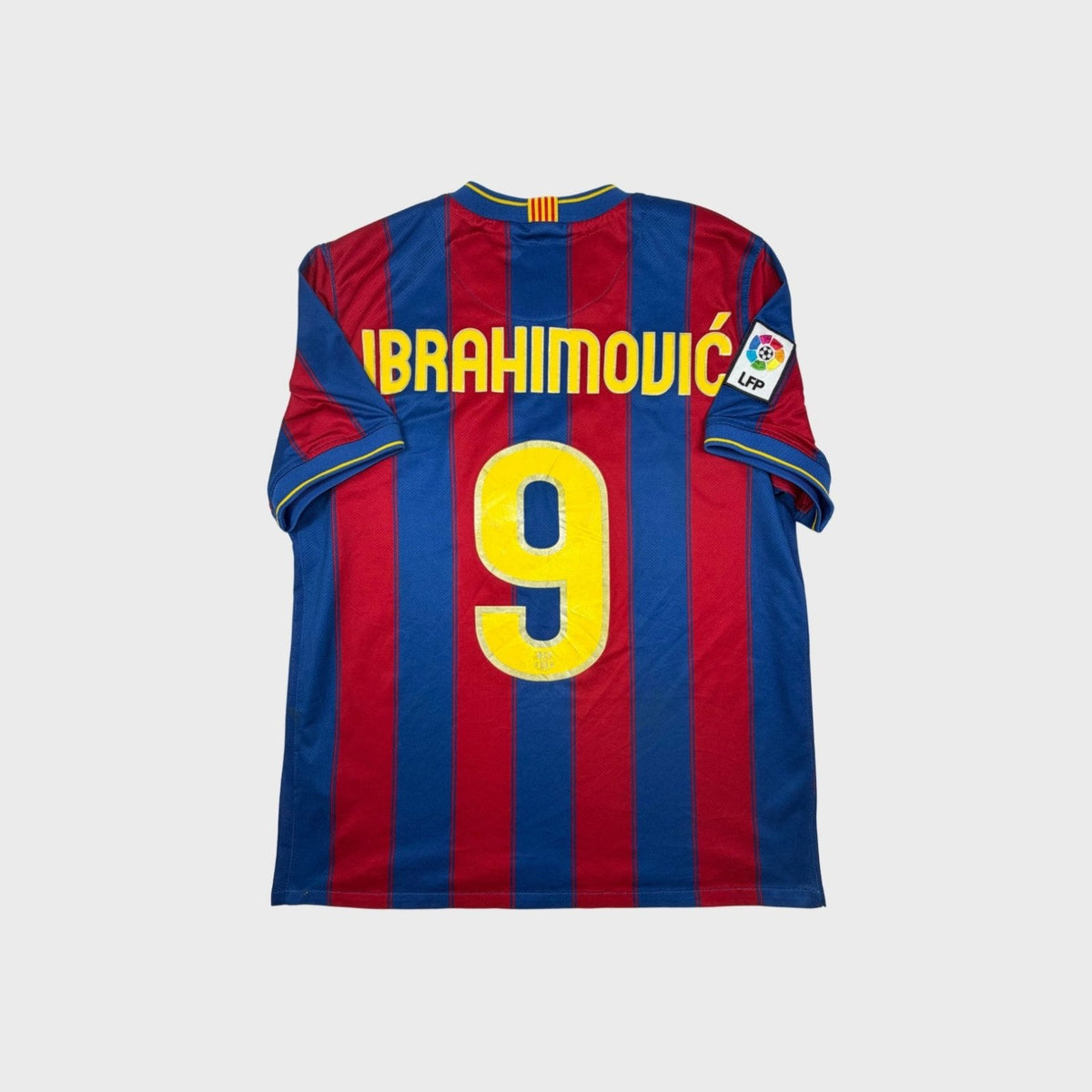 2009/10 Barcelone Domicile - Ibrahimovic 9 (M) - Iconic Football Shop