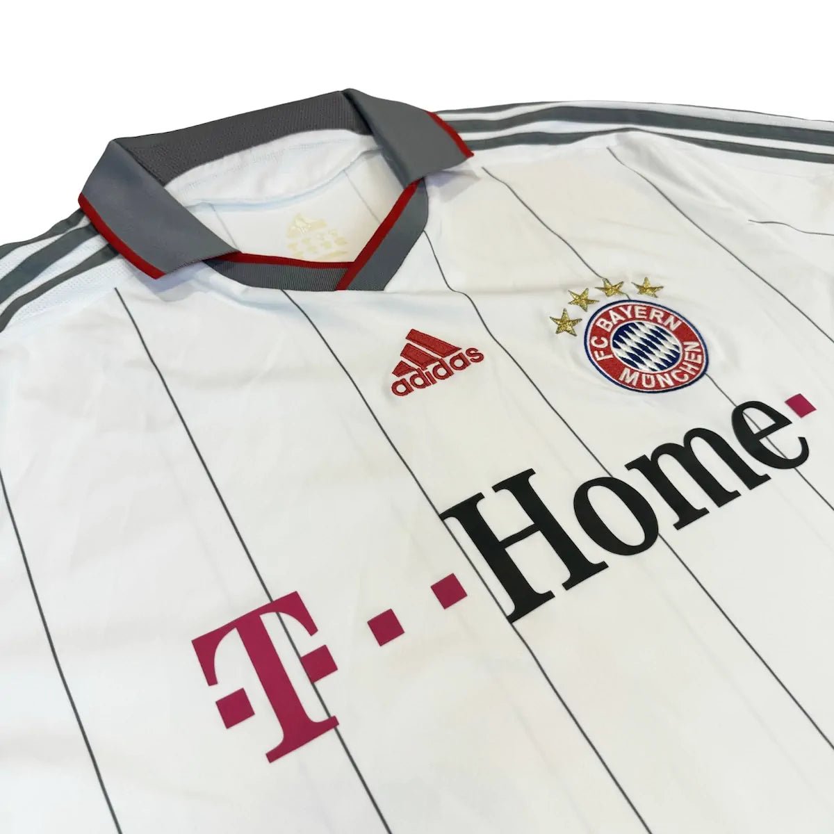 2009/10 Bayern Munich Third *EUROPE* (XL) - Iconic Football Shop