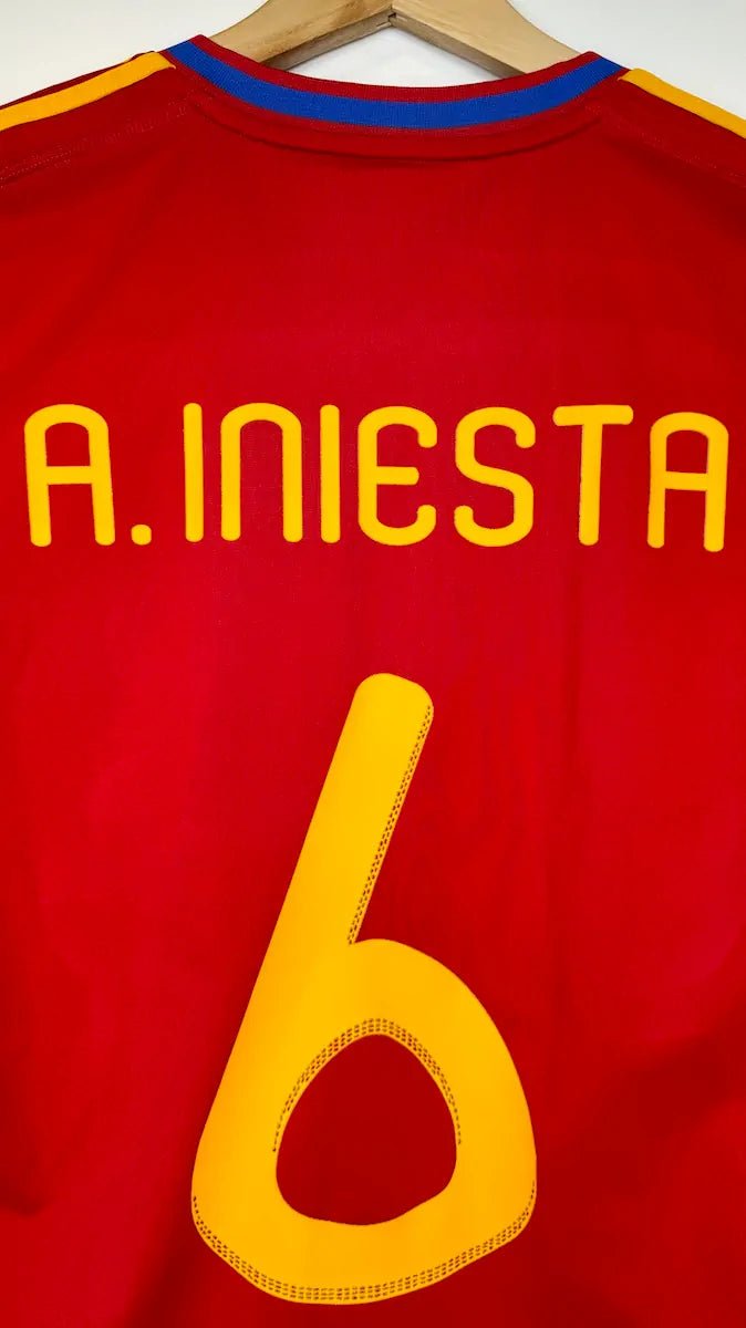 2009/10 Espagne Domicile - A.Iniesta 6 (M) - Iconic Football Shop