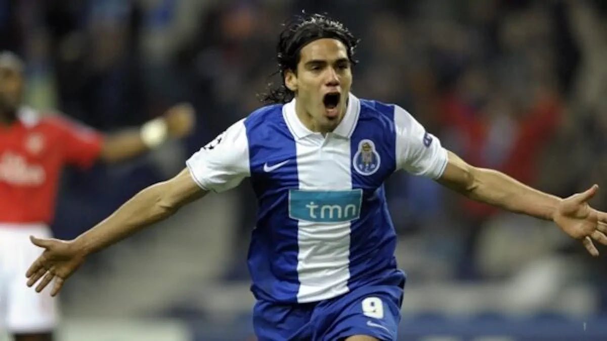 2009/10 Porto Goal Keeper - Falcao 9 (M) - Iconic Football Shop