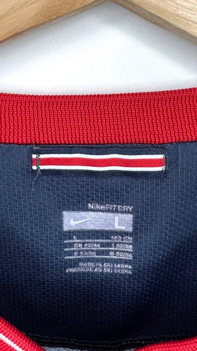2009/10 PSG Domicile (L) - Iconic Football Shop