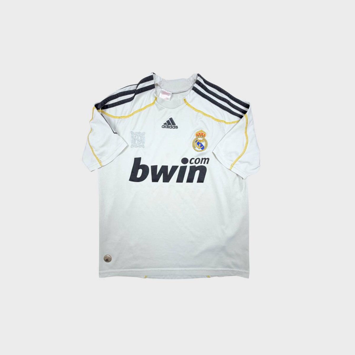2009/10 Real Madrid Domicile (16a) - Iconic Football Shop