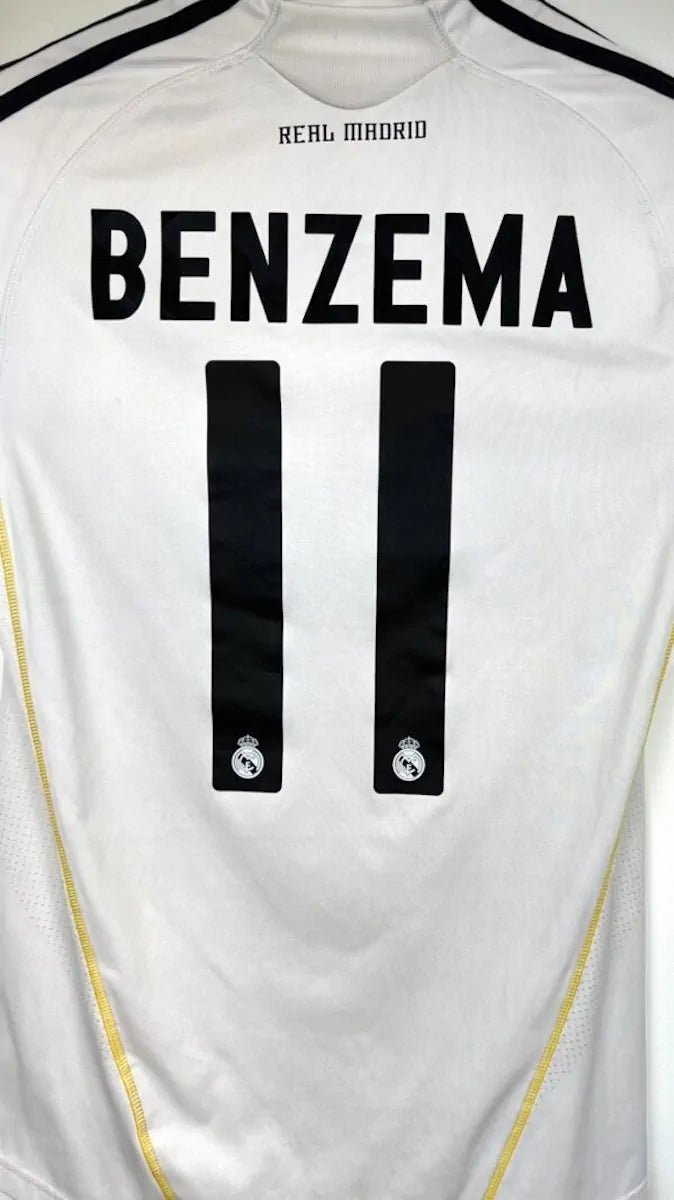 2010 - Equipe de France - Benzema #10 (M