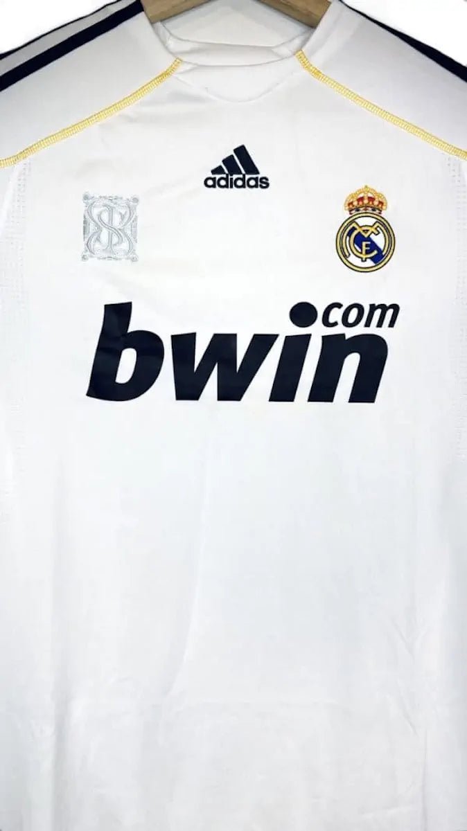 2009/10 Real Madrid Domicile (M) - Iconic Football Shop