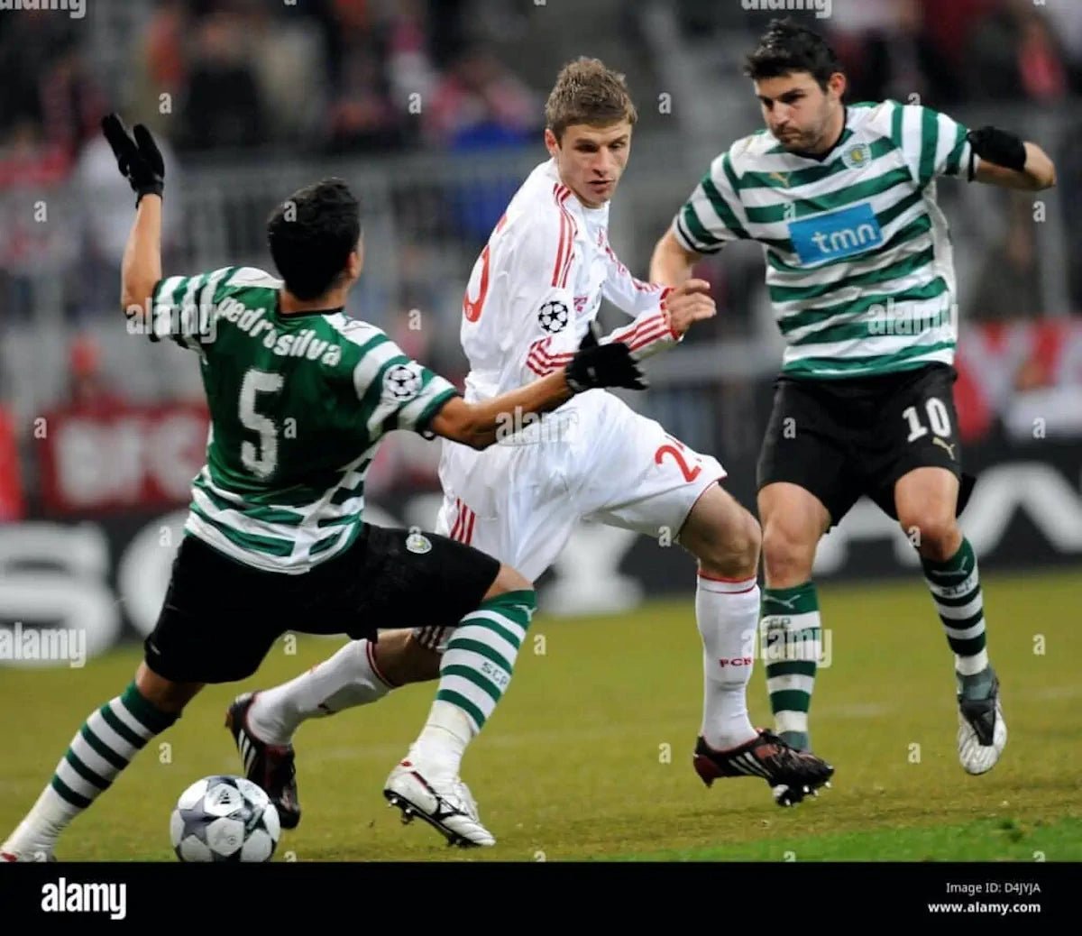 2009/10 Sporting Portugal Domicile (L) - Iconic Football Shop