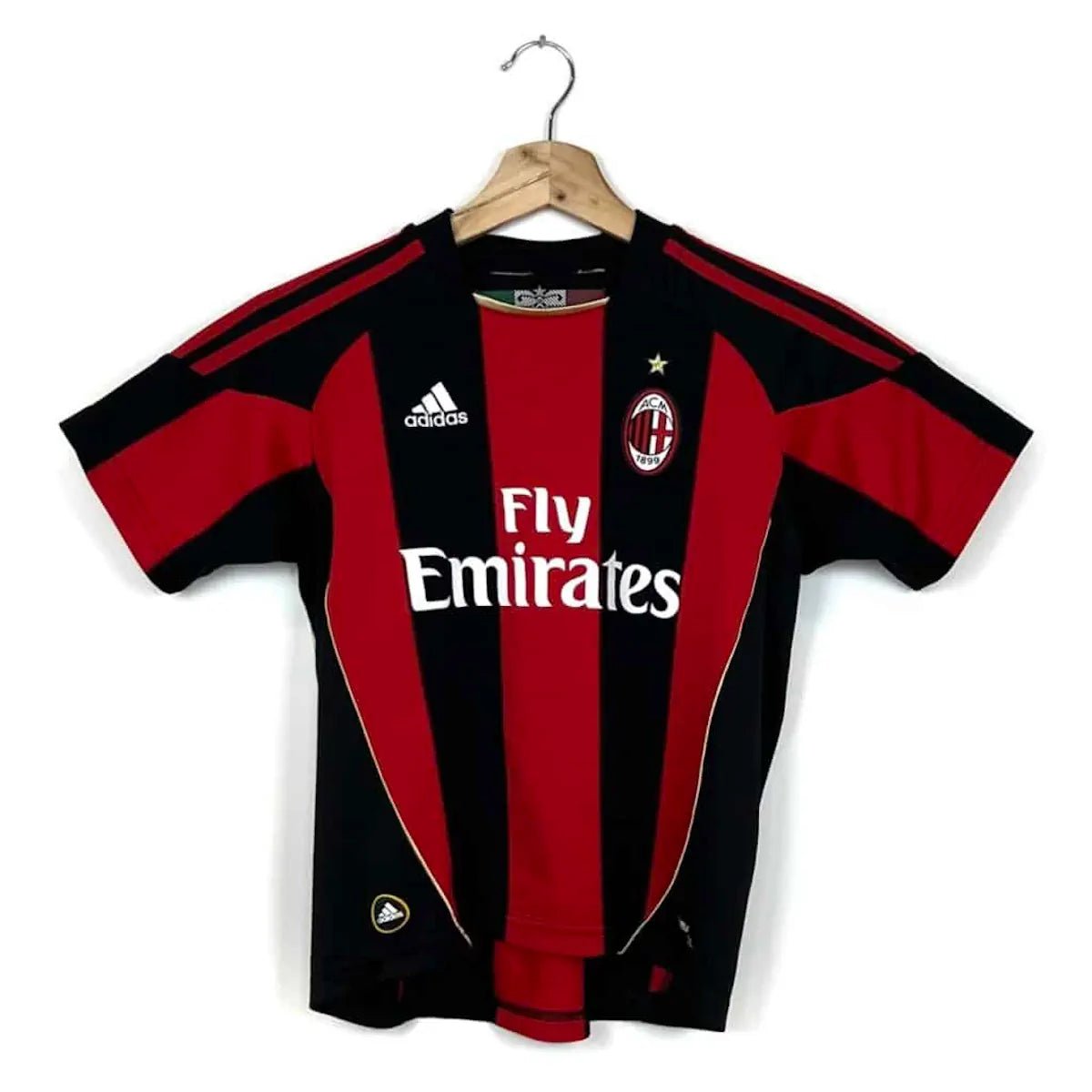 2010/11 AC Milan Domicile (10a) - Iconic Football Shop