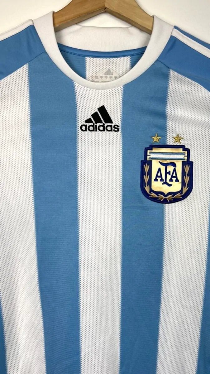 2010/11 Argentine Domicile (S) - Iconic Football Shop