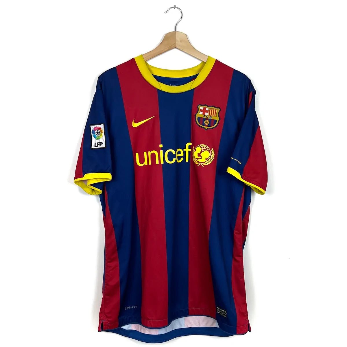 2010/11 Barcelone Domicile - Messi 10 (XL) - Iconic Football Shop
