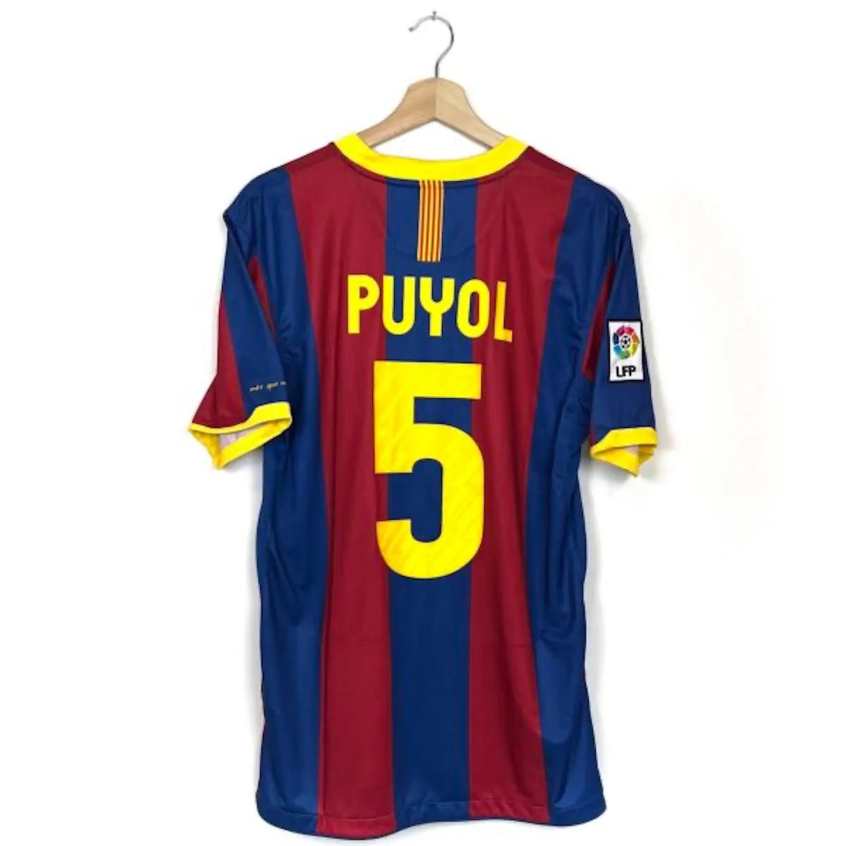 2010/11 Barcelone Domicile - Puyol 5 (M) - Iconic Football Shop