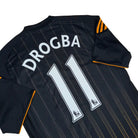 2010/11 Chelsea Extérieur - Drogba 11 (L) - Iconic Football Shop