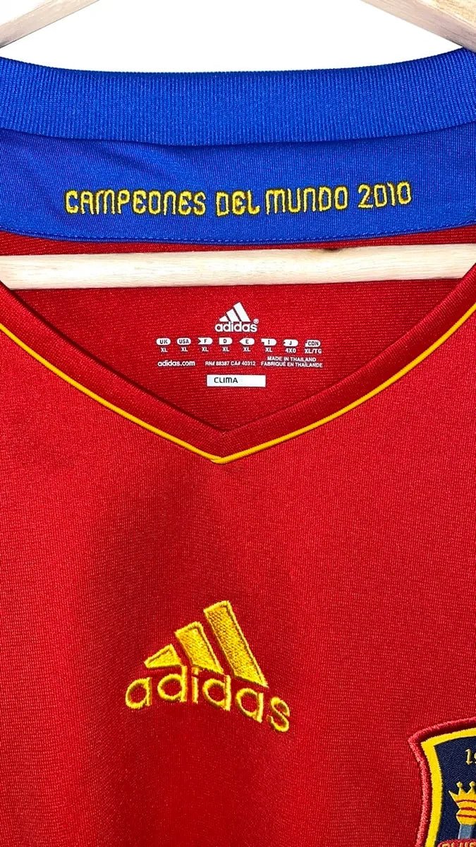 2010/11 Espagne Domicile (XL) - Iconic Football Shop