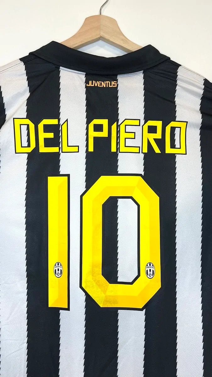 2010/11 Juventus Domicile - Del Piero 10 (XL) - Iconic Football Shop