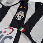 2010/11 Juventus Domicile (L) - Iconic Football Shop