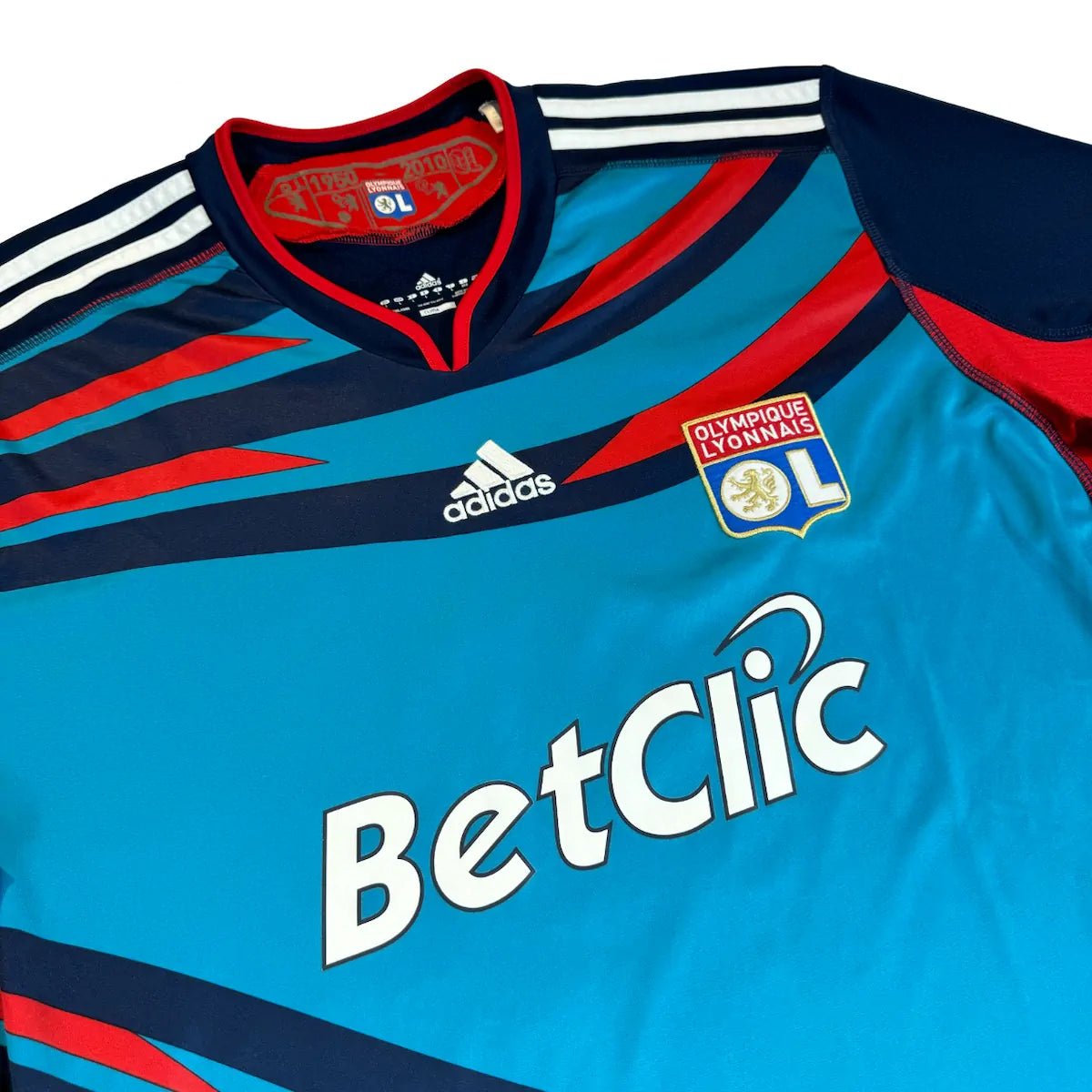 2010/11 Lyon Third - M.Bastos 11 (L) - Iconic Football Shop