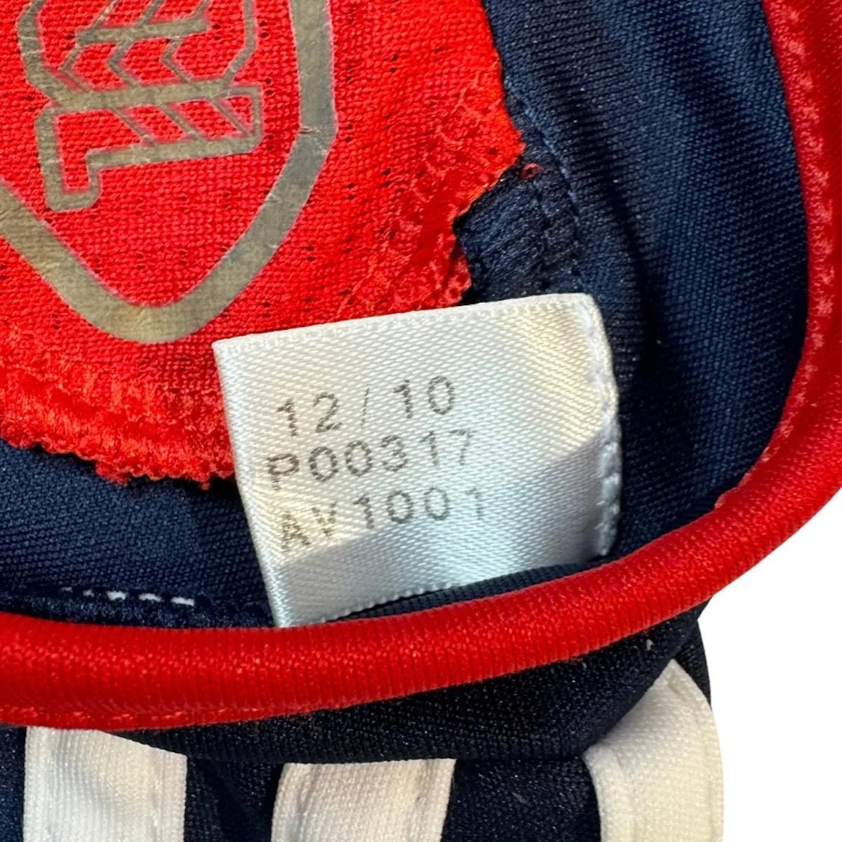 2010/11 Lyon Third - M.Bastos 11 (L) - Iconic Football Shop