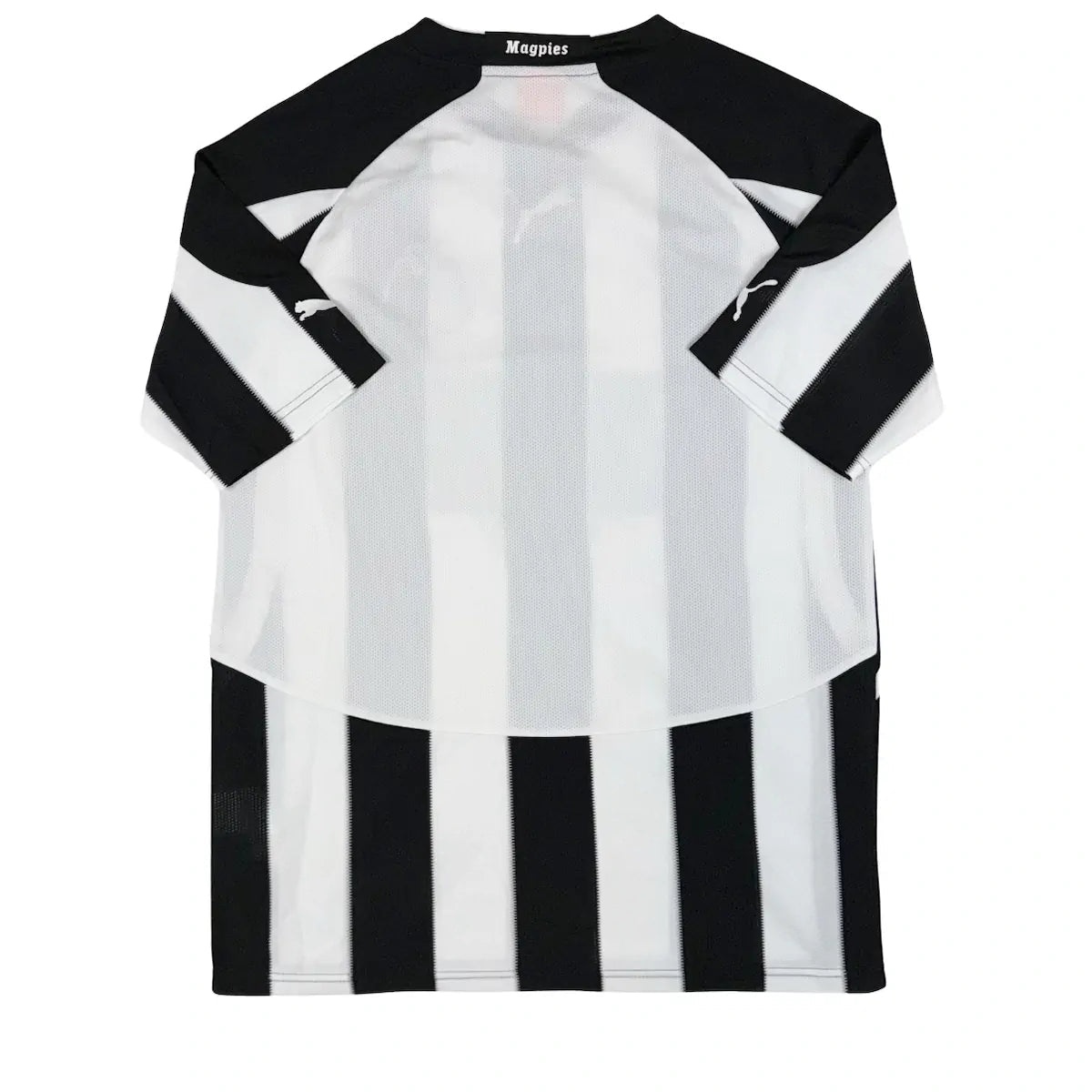 2010/11 Newcastle Domicile (S) - Iconic Football Shop