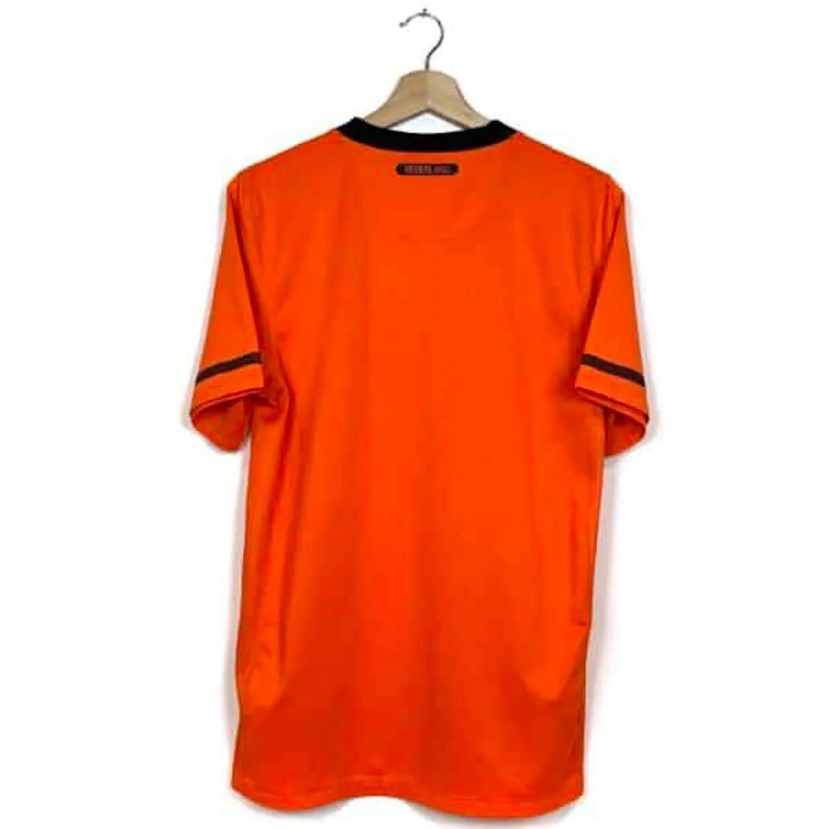 2010/11 Pays - Bas Domicile (S) - Iconic Football Shop