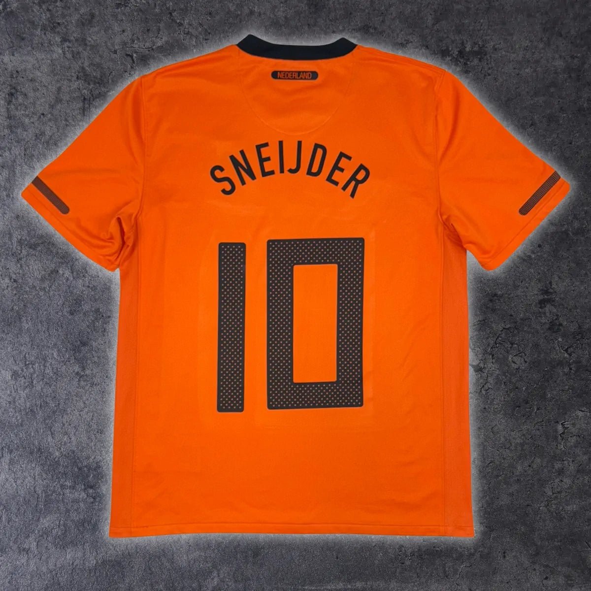 2010/11 Pays - Bas Domicile - Sneijder 10 (M) - Iconic Football Shop
