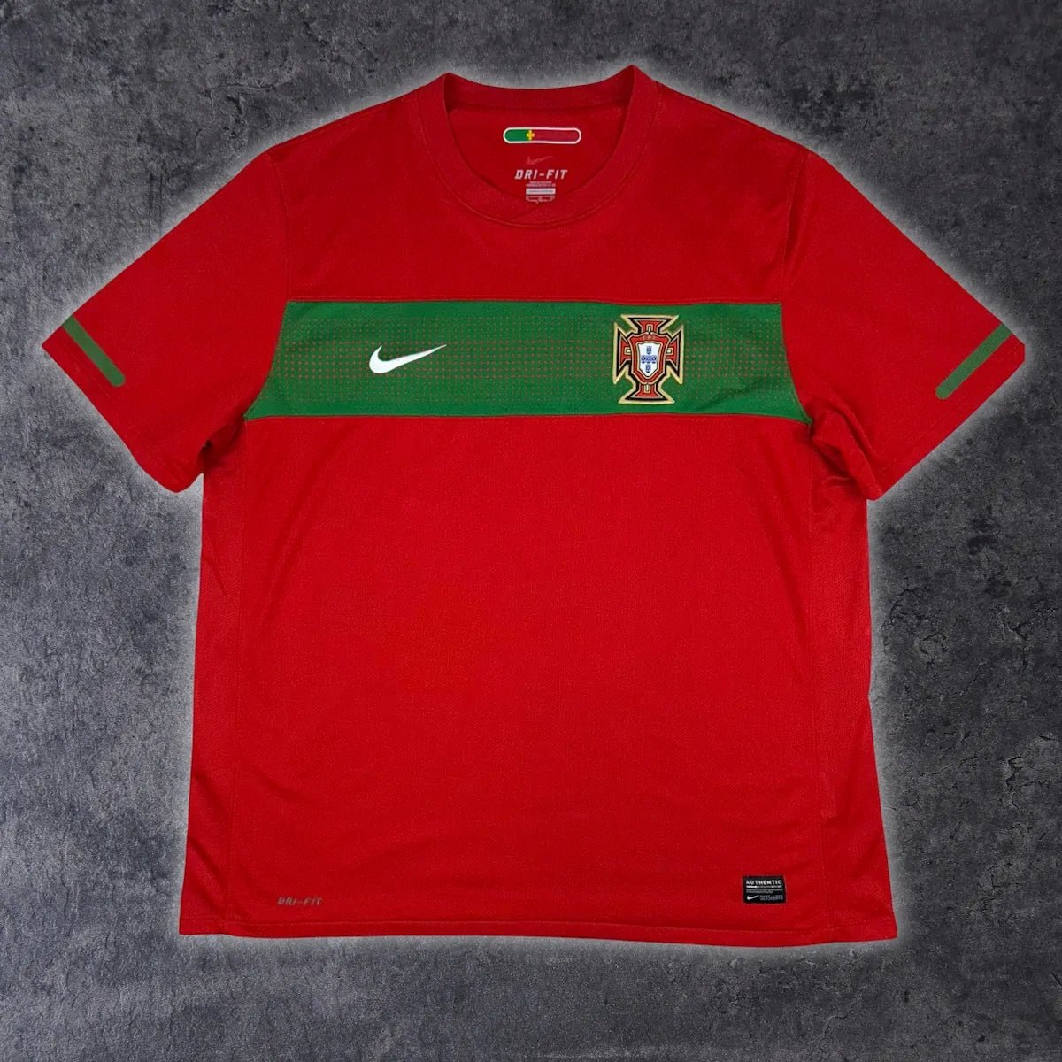 2010/11 Portugal Domicile (XL) - Iconic Football Shop
