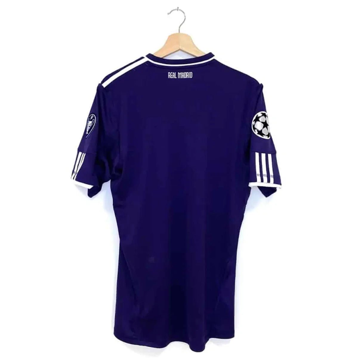 2010/11 Real Madrid Third (M) - Iconic Football Shop