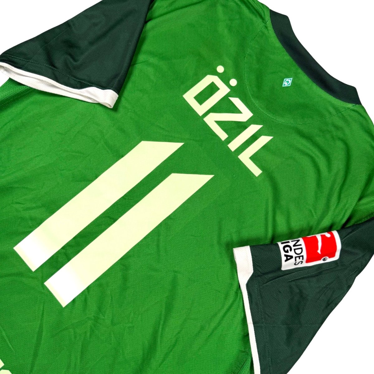 2010/11 Werder Brême Domicile - Özil 11 (M) - Iconic Football Shop