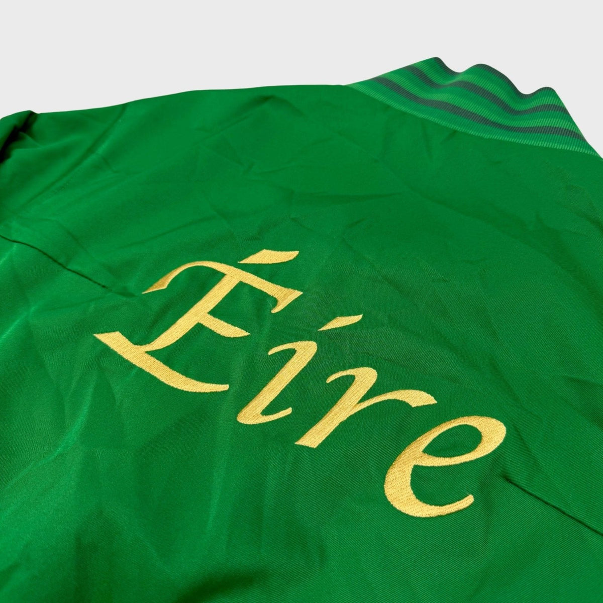 2010/12 Irlande Veste (M) - Iconic Football Shop