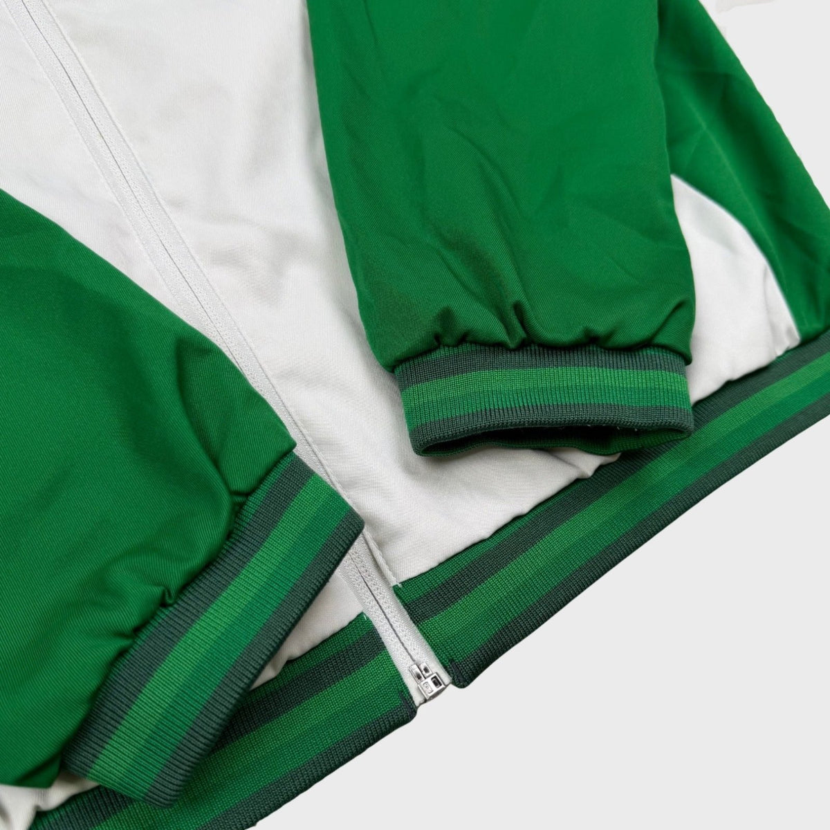 2010/12 Irlande Veste (M) - Iconic Football Shop