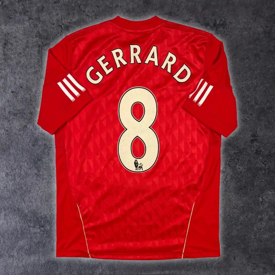 2010/12 Liverpool Domicile - Gerrard 8 (16a) - Iconic Football Shop
