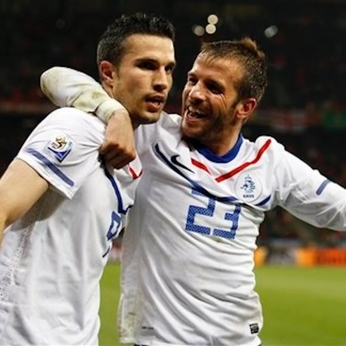 2010/12 Pays - Bas Extérieur (S) - Iconic Football Shop