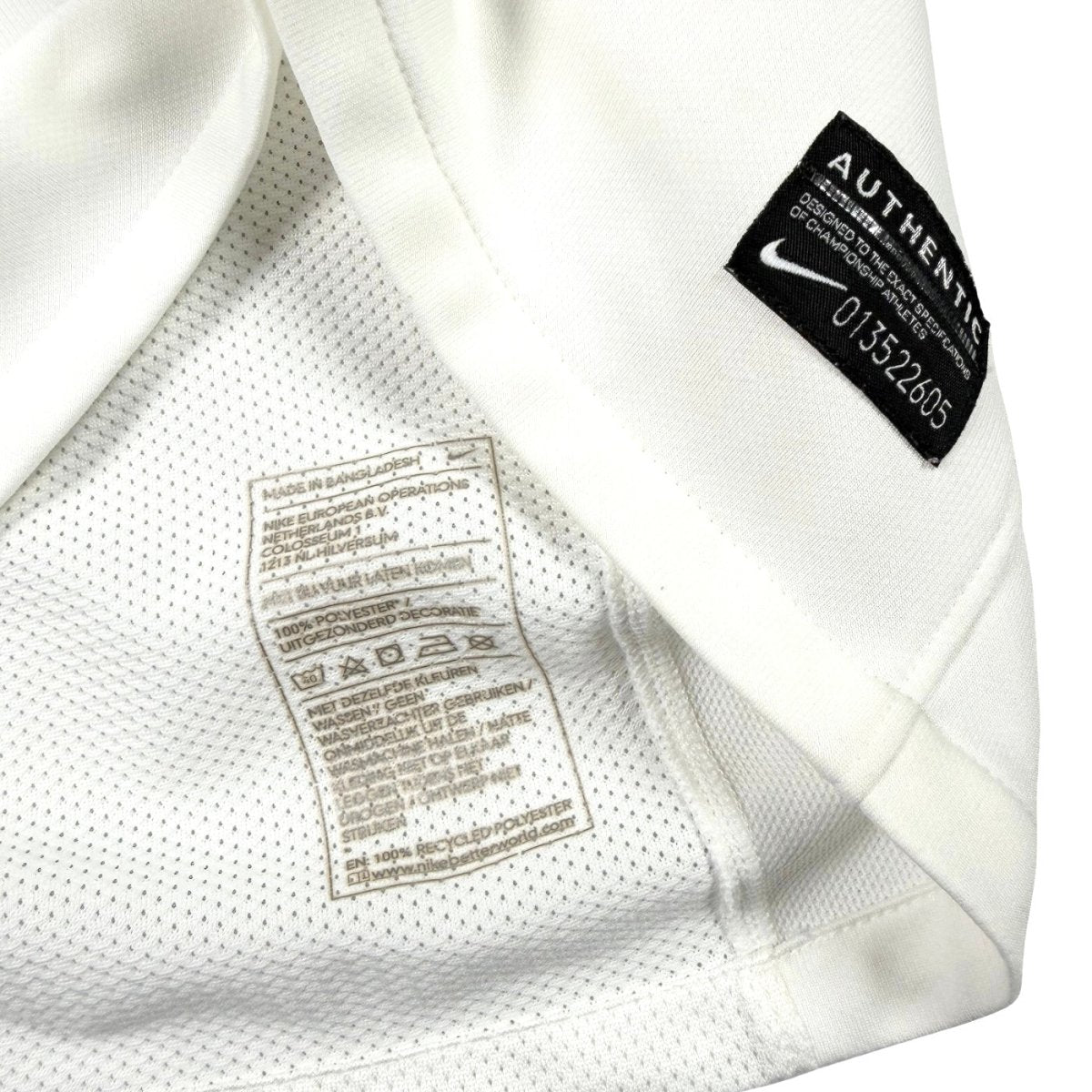 2010/12 Pays - Bas Extérieur *STOCK PRO / FEMME* (S) - Iconic Football Shop