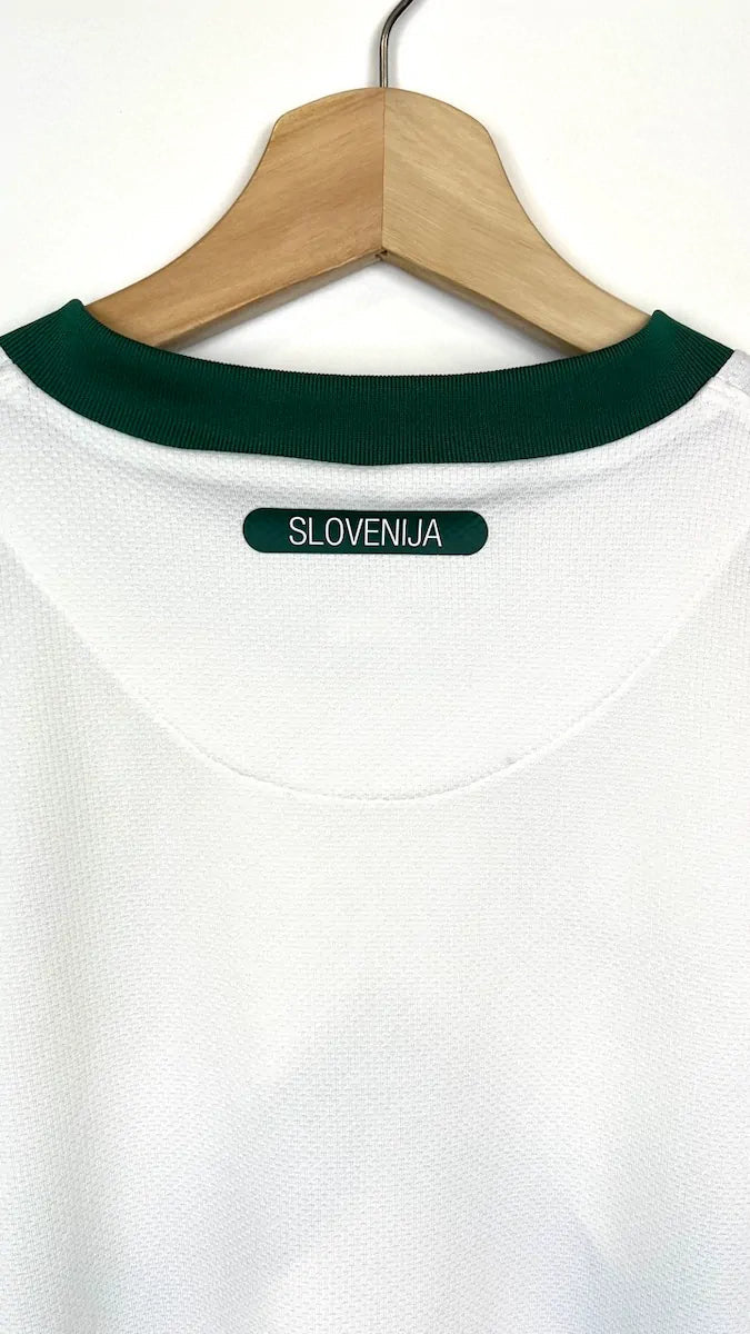 2010/12 Slovénie Domicile (M) - Iconic Football Shop
