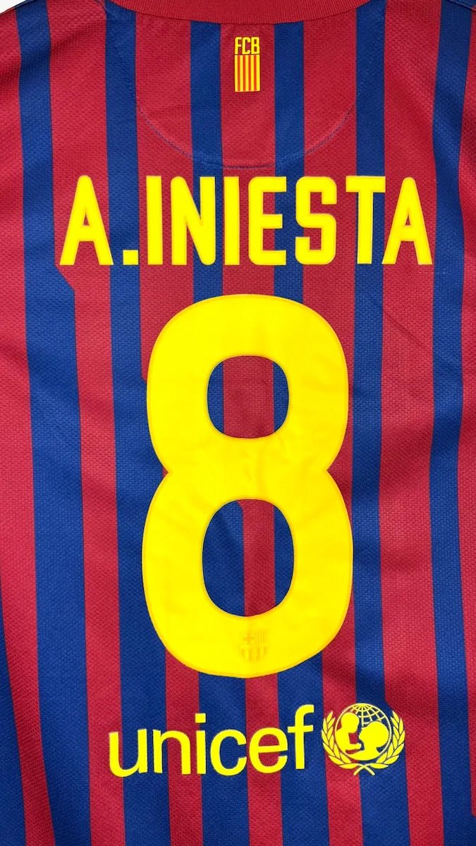 2011/12 Barcelone Domicile - A.Iniesta 8 (L) - Iconic Football Shop