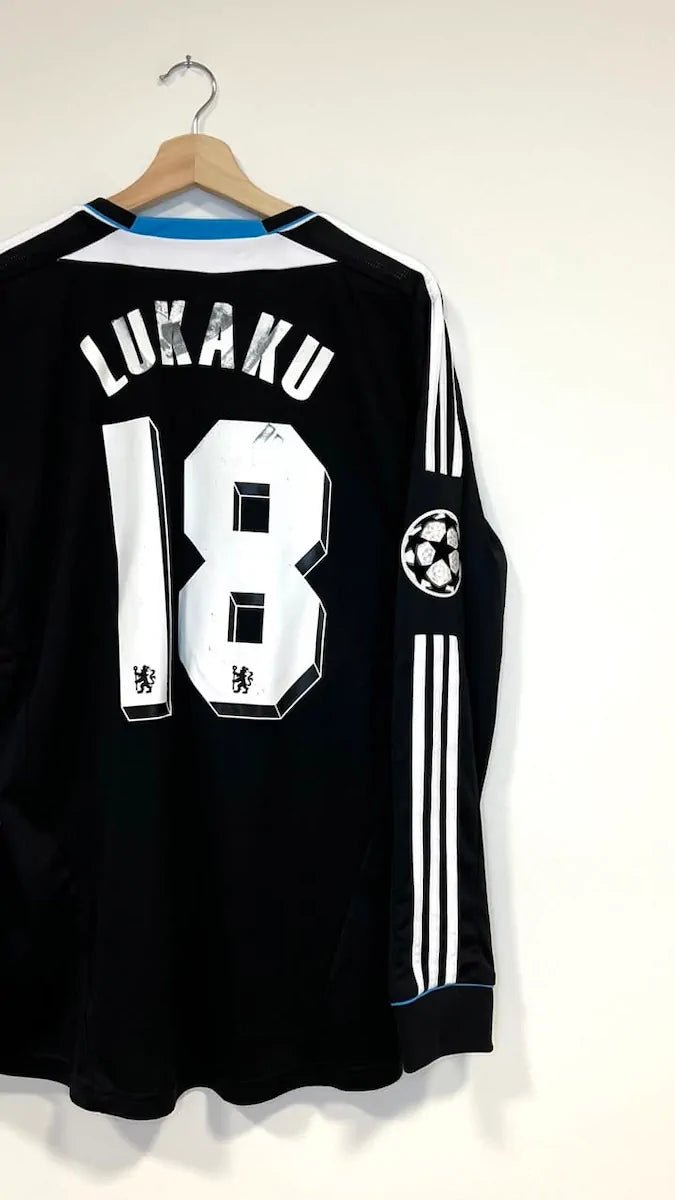 2011/12 Chelsea Extérieur - Lukaku 18 (M) - Iconic Football Shop