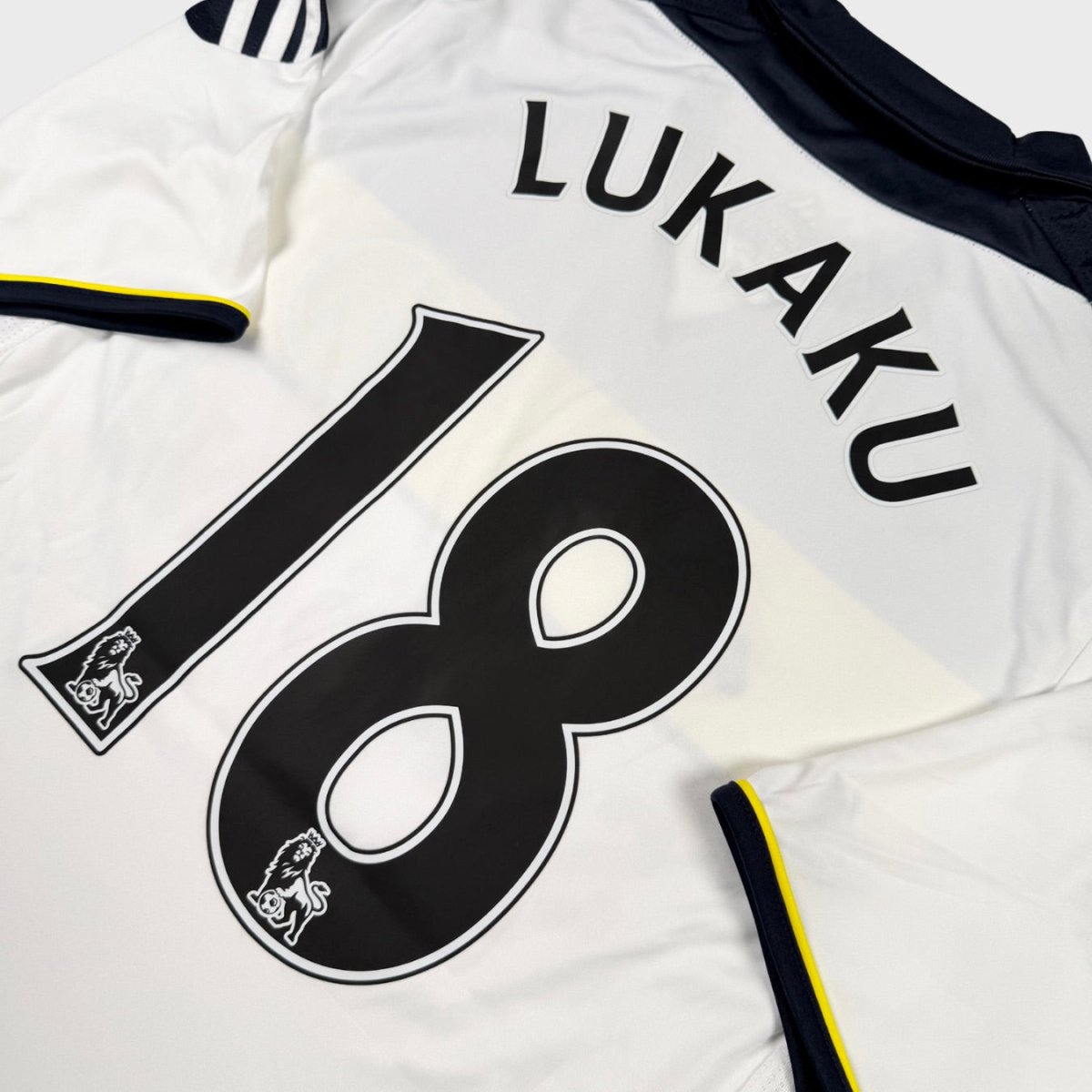 2011/12 Chelsea Third - Lukaku 18 (S) - Iconic Football Shop