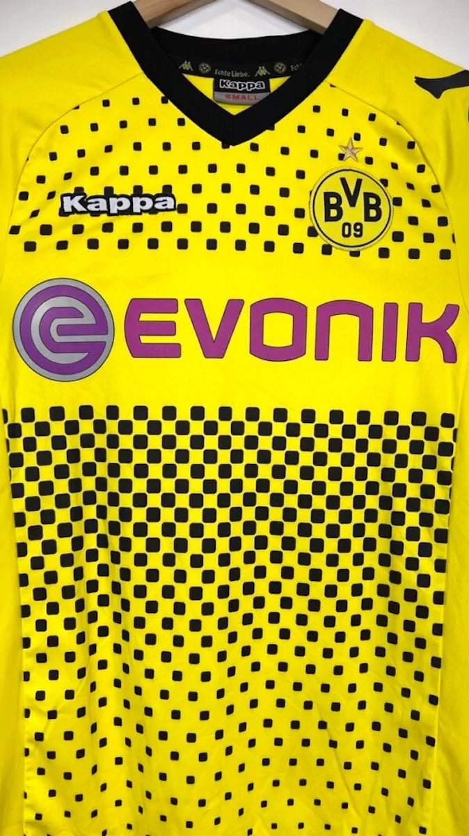2011/12 Dortmund Domicile (S) - Iconic Football Shop