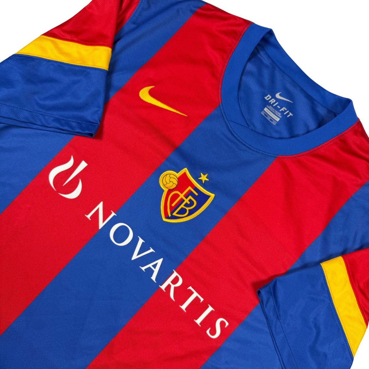 2011/12 FC Bâle Domicile (2XL) - Iconic Football Shop