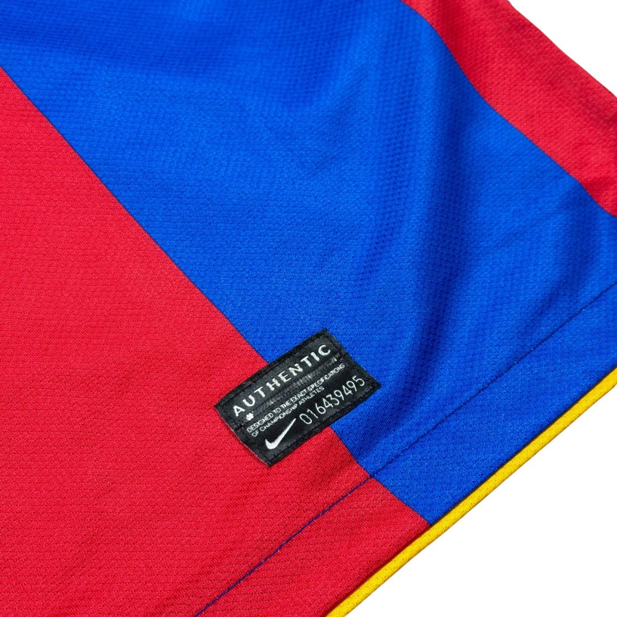 2011/12 FC Bâle Domicile (2XL) - Iconic Football Shop