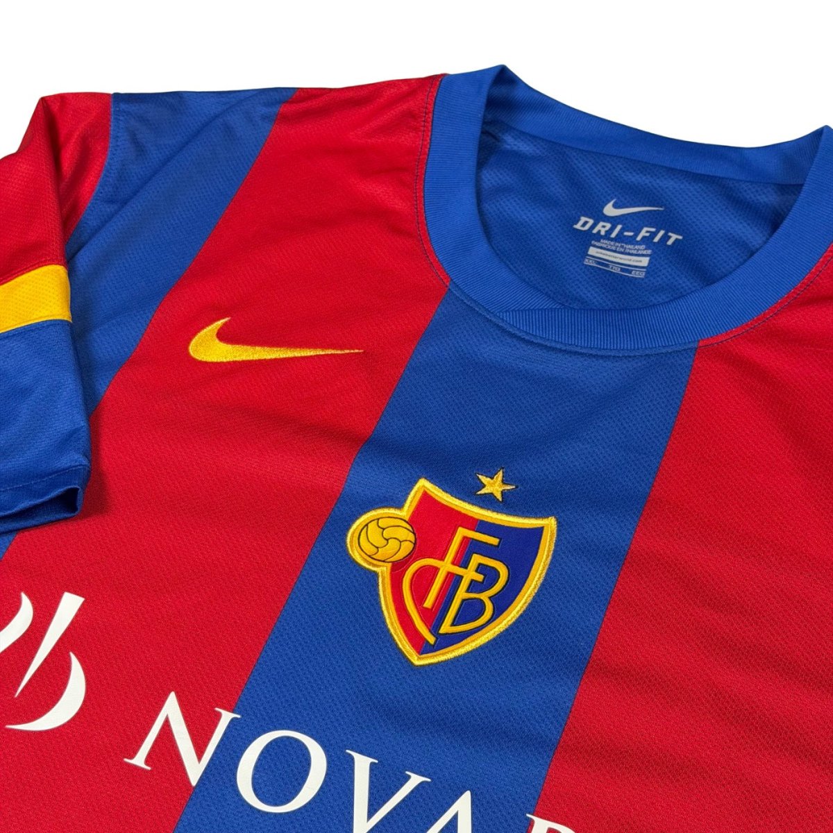 2011/12 FC Bâle Domicile (2XL) - Iconic Football Shop