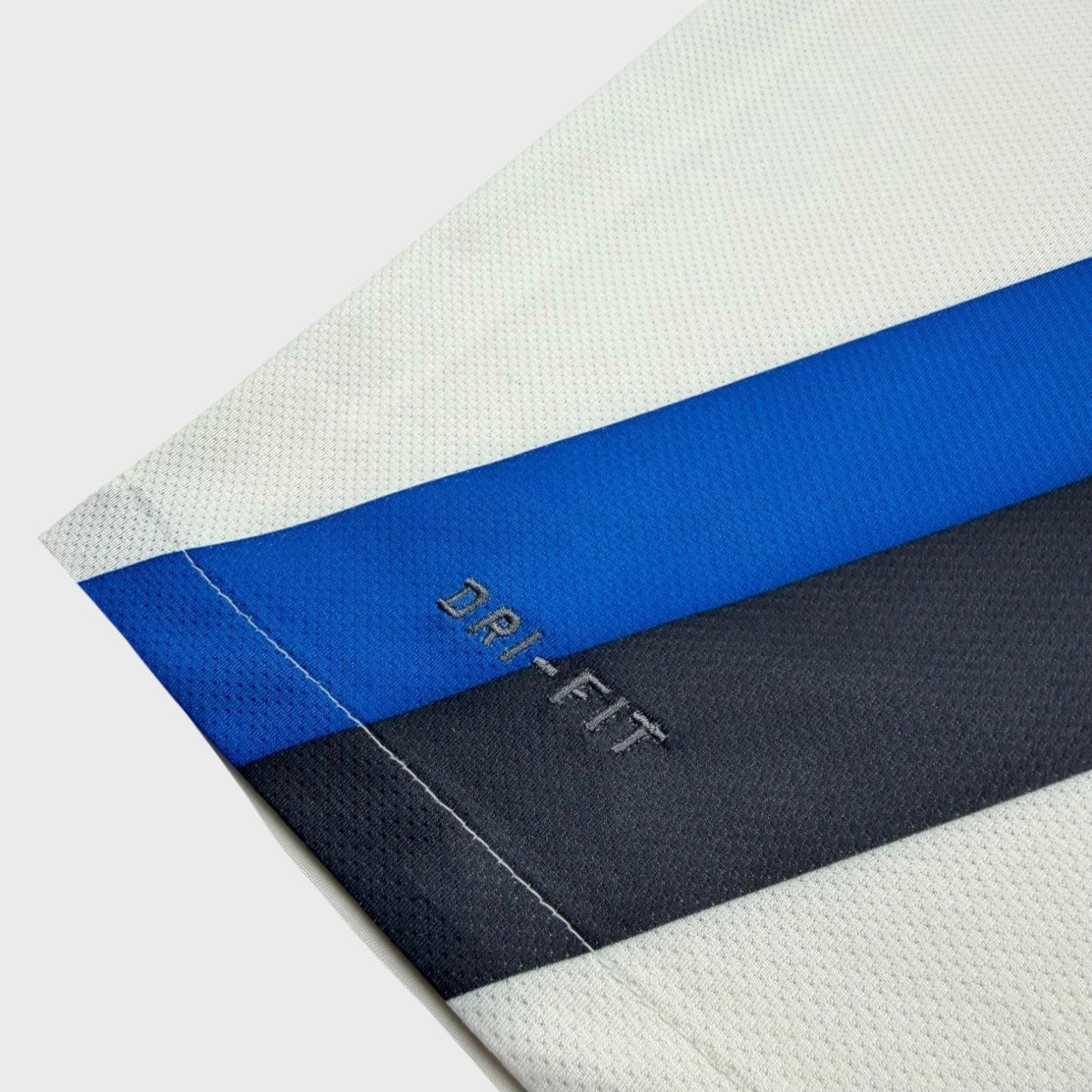 2011/12 Inter Milan Extérieur (L) - Iconic Football Shop
