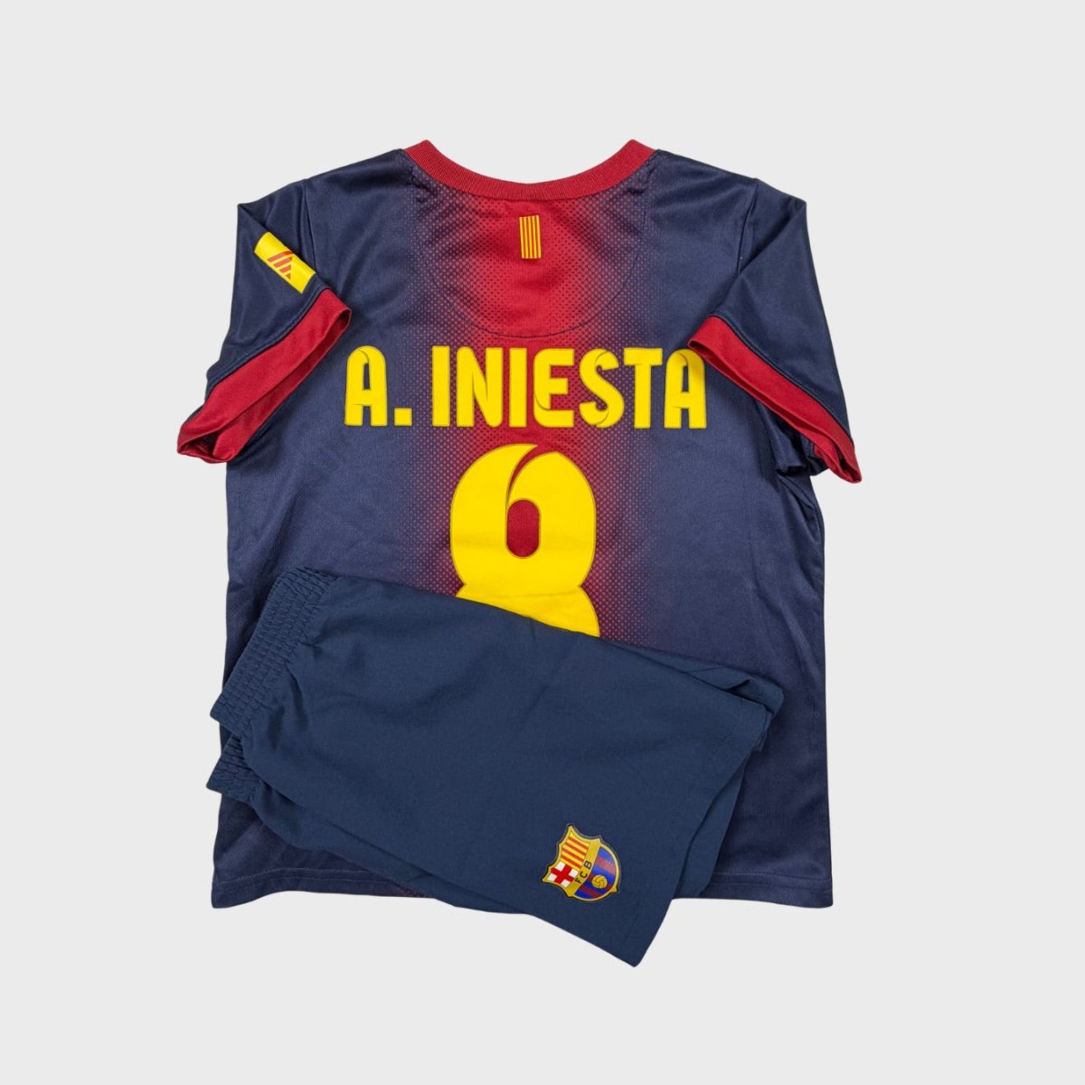 2012/13 Barcelone Domicile - A.Iniesta 8 *COMPLET* (6/7a) - Iconic Football Shop