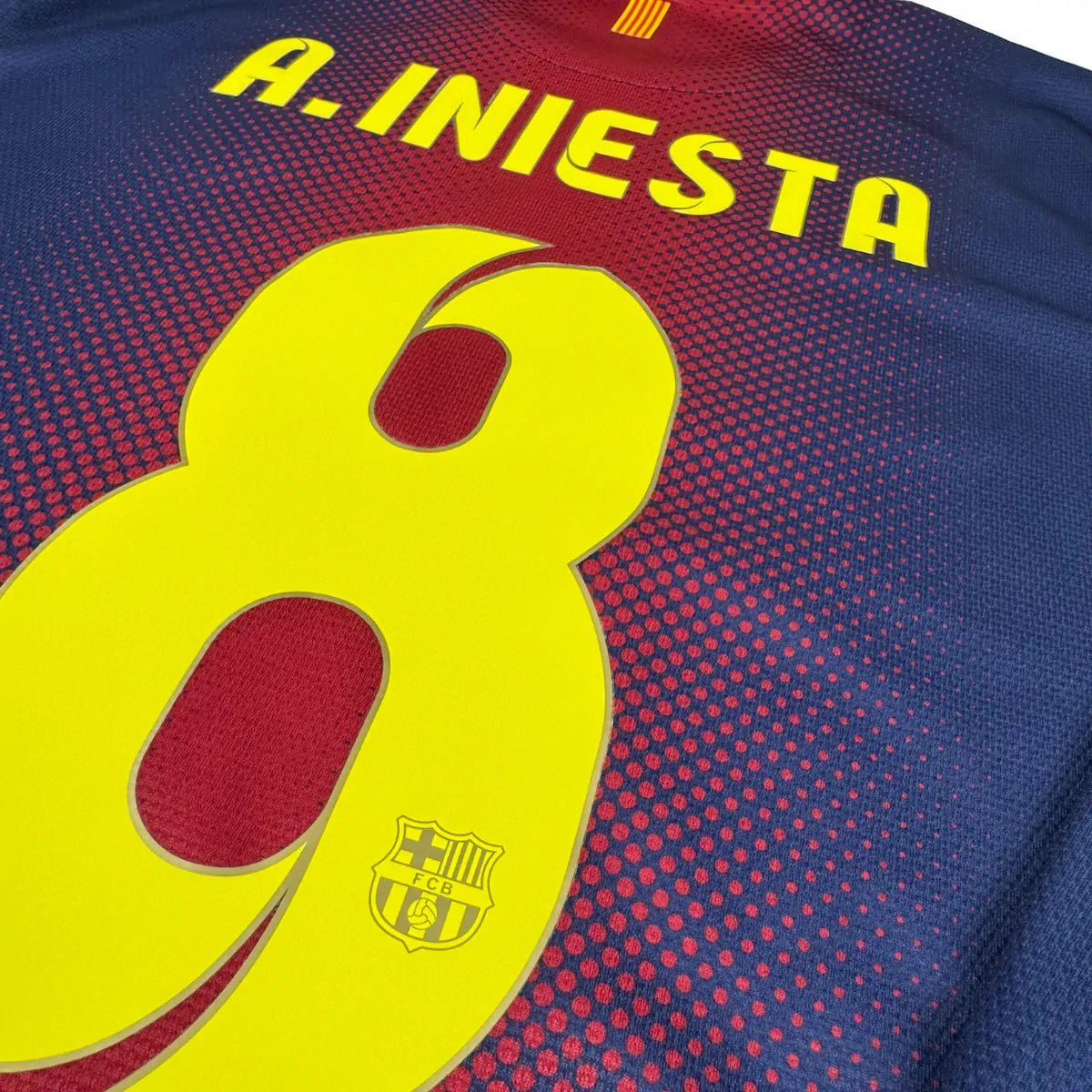 2012/13 Barcelone Domicile - A.Iniesta 8 (M) - Iconic Football Shop
