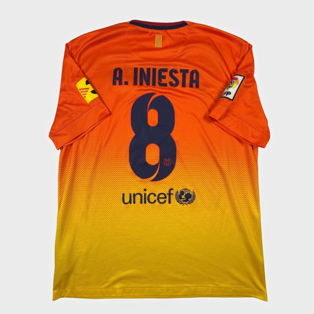 2012/13 Barcelone Extérieur - Iniesta 8 (L) - Iconic Football Shop
