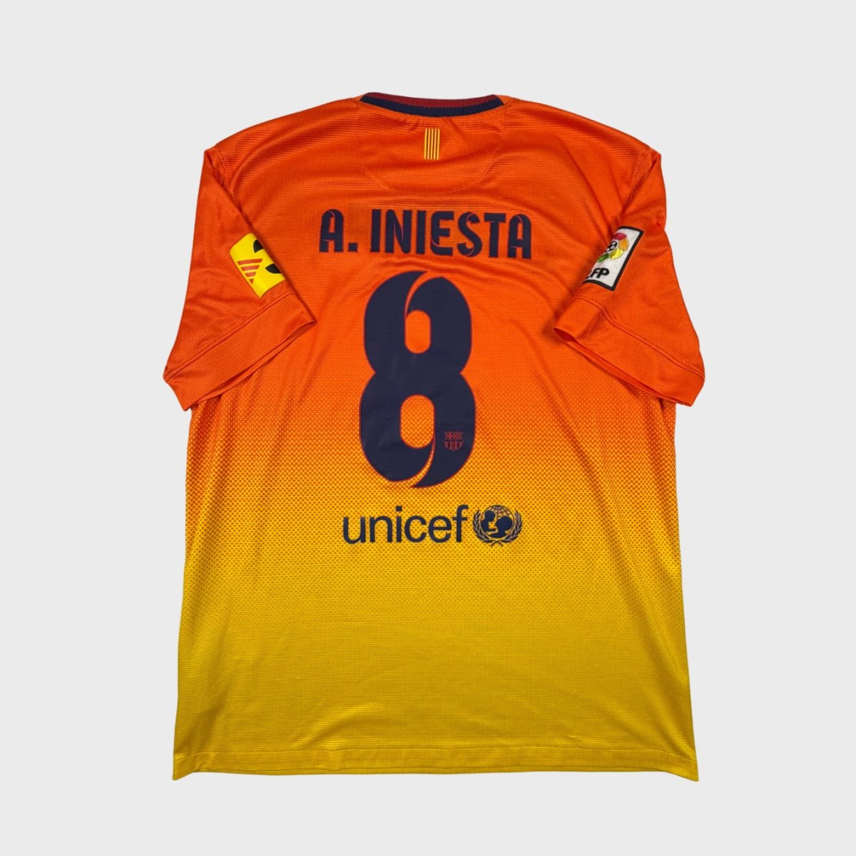 2012/13 Barcelone Extérieur - Iniesta 8 (L) - Iconic Football Shop