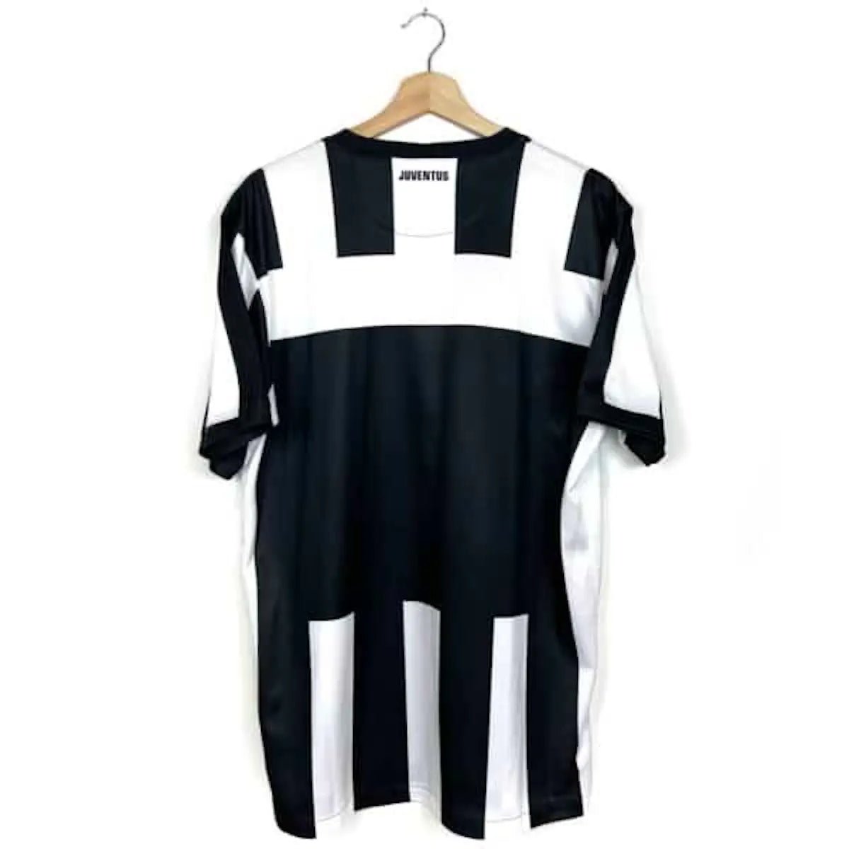 2012/13 Juventus Domicile (L) - Iconic Football Shop