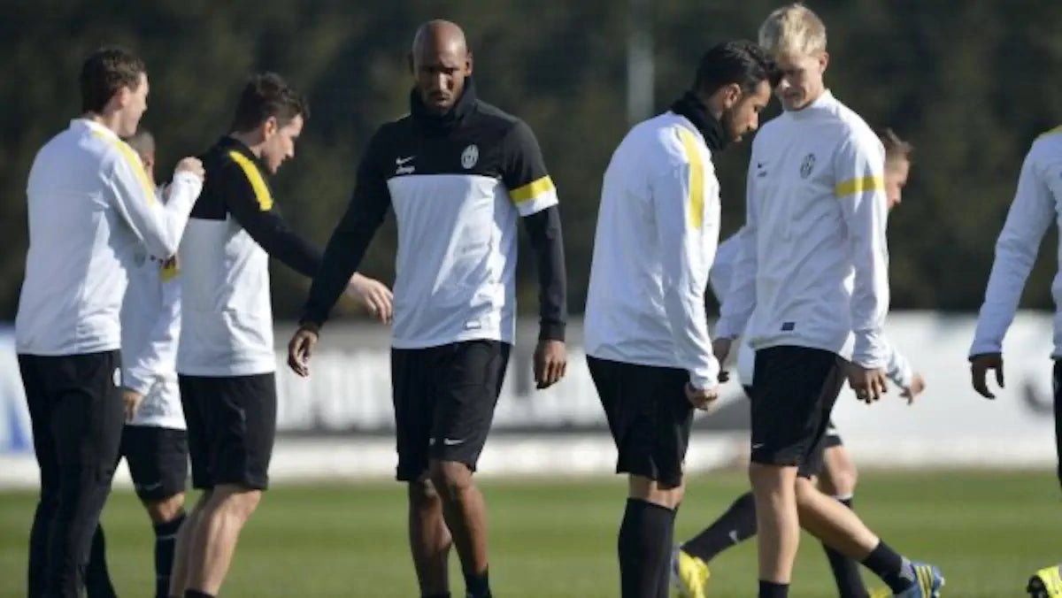 2012/13 Juventus Entraînement (M) - Iconic Football Shop