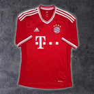 2013/14 Bayern Munich Domicile (S) - Iconic Football Shop