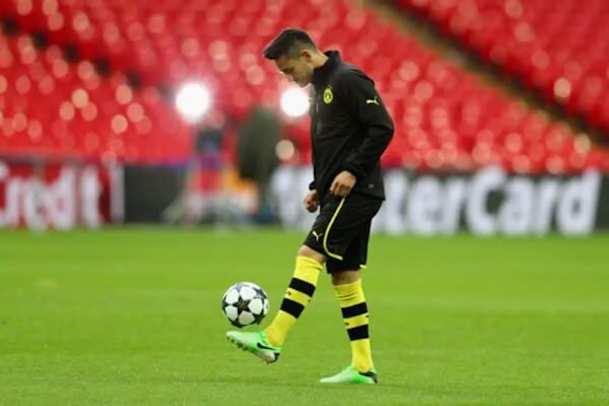 2013/14 Dortmund Extérieur - Gündoğan 8 (L) - Iconic Football Shop